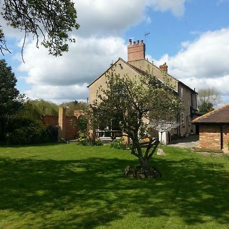 Upper Wood End Farm Bed & Breakfast Marston Moreteyne Exterior photo