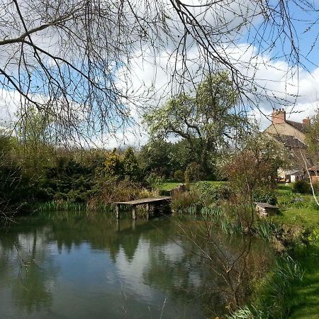 Upper Wood End Farm Bed & Breakfast Marston Moreteyne Exterior photo