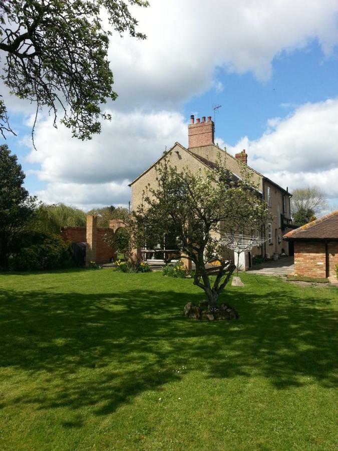 Upper Wood End Farm Bed & Breakfast Marston Moreteyne Exterior photo