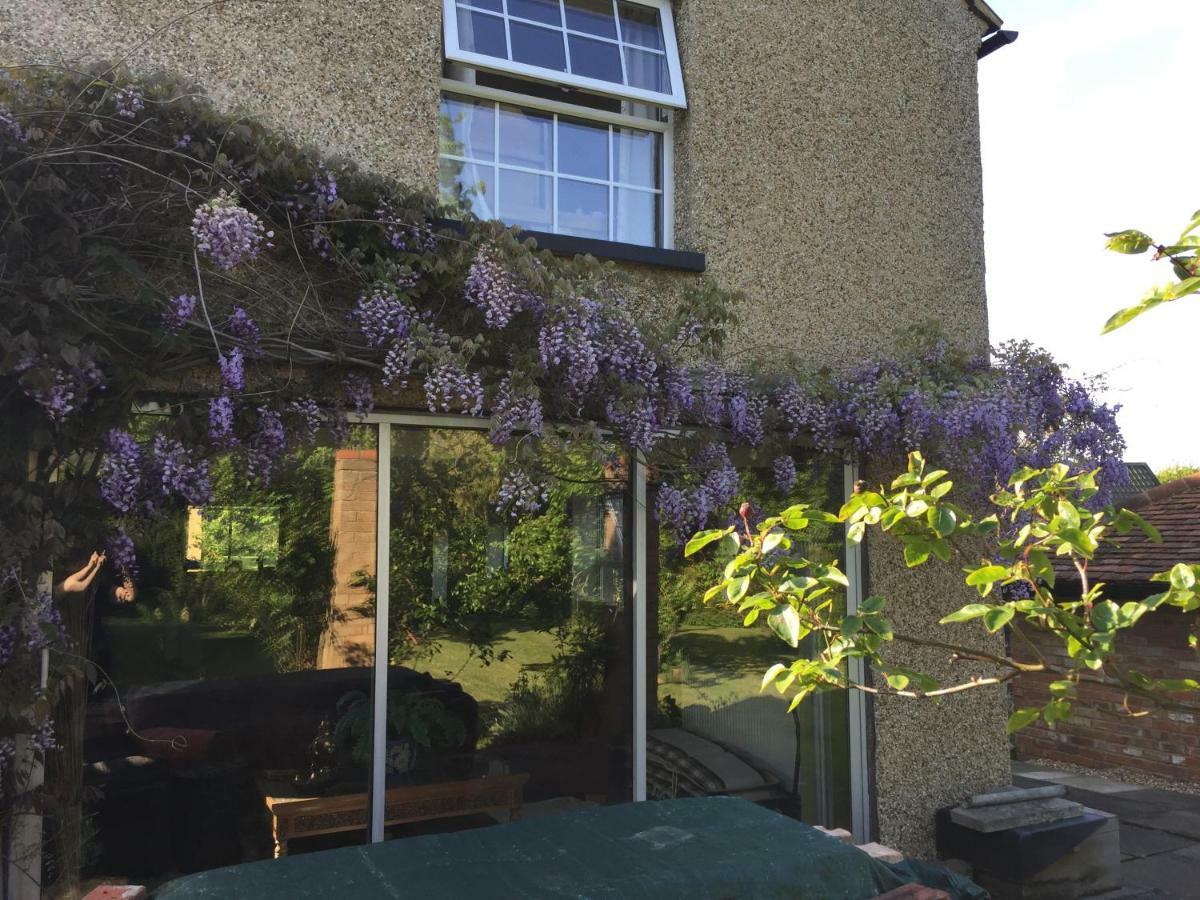 Upper Wood End Farm Bed & Breakfast Marston Moreteyne Exterior photo